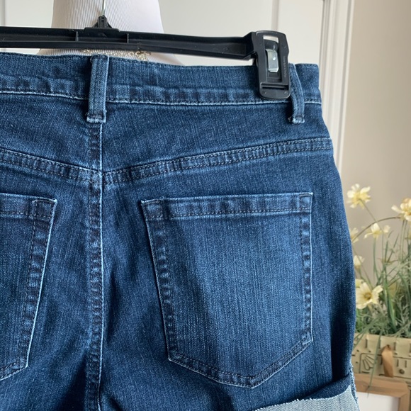 UpCycled Gloria Vanderbilt Cutoff Denim Shorts - Picture 8 of 9